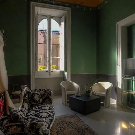 La Dimora Delle Rondini Bed & Breakfast 4*