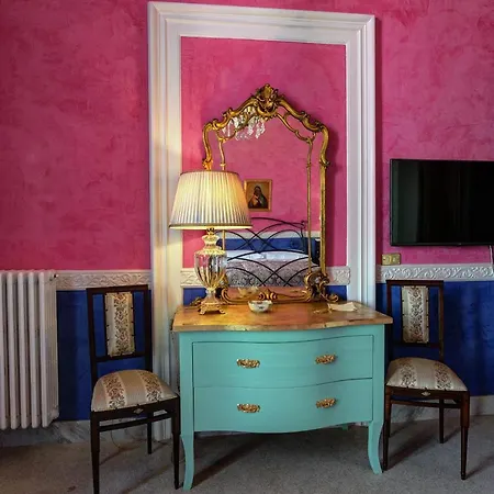 B&B La Dimora Delle Rondini 갈라티나